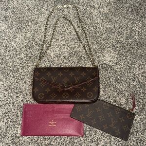 LV Pochette Félicie in Monogram